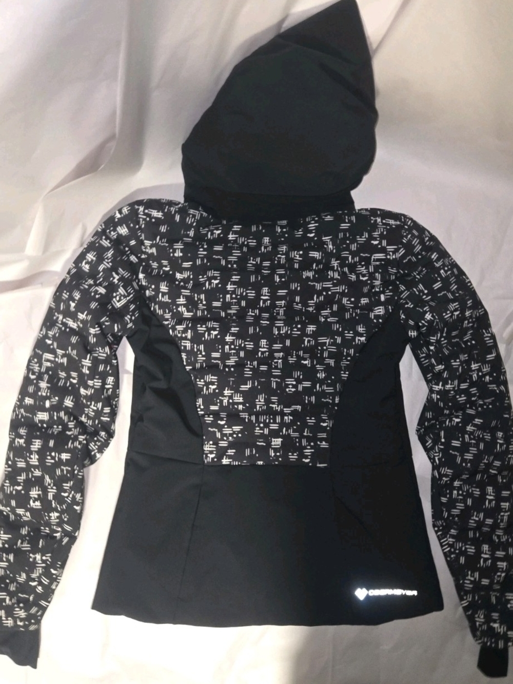 Obermeye Cosima Jacket Womens Down Fill Black Size 2 Ski Snowboarding Athletic - Picture 2 of 12